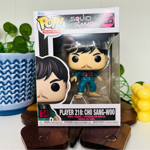 Squid Game Player 218 Cho Sang-Woo Funko Pop Figure #1225 - Picture 1 of 7